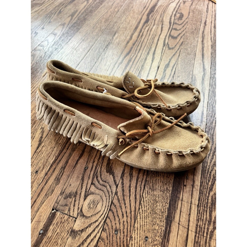 Minnetonka Womens 9.5 Tan Suede Fringe Moccasin Loafers Boho Shoes